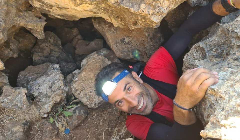 פתח הכניסה, במציאות יחסית נוח בהתחשב בכך שזה בור אחרי הכל